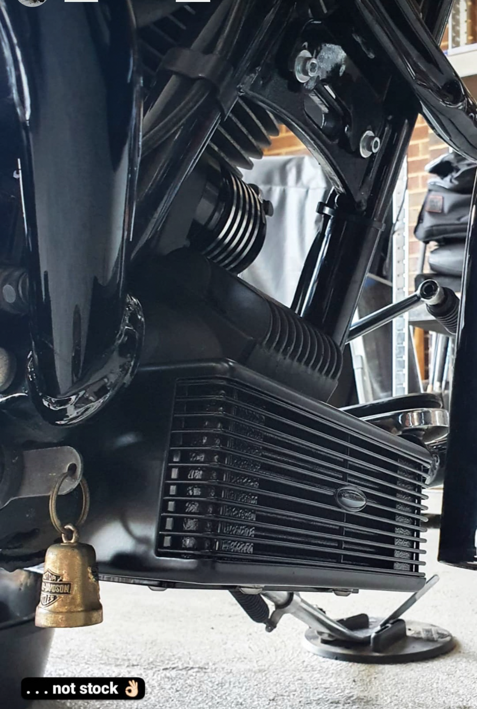 Front Mount Oil Cooler Tc Touring `09 16  Gloss Blk