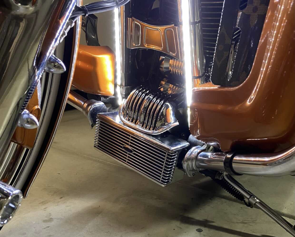 Front Mount Oil Cooler Tc Touring `09 16  Chrome
