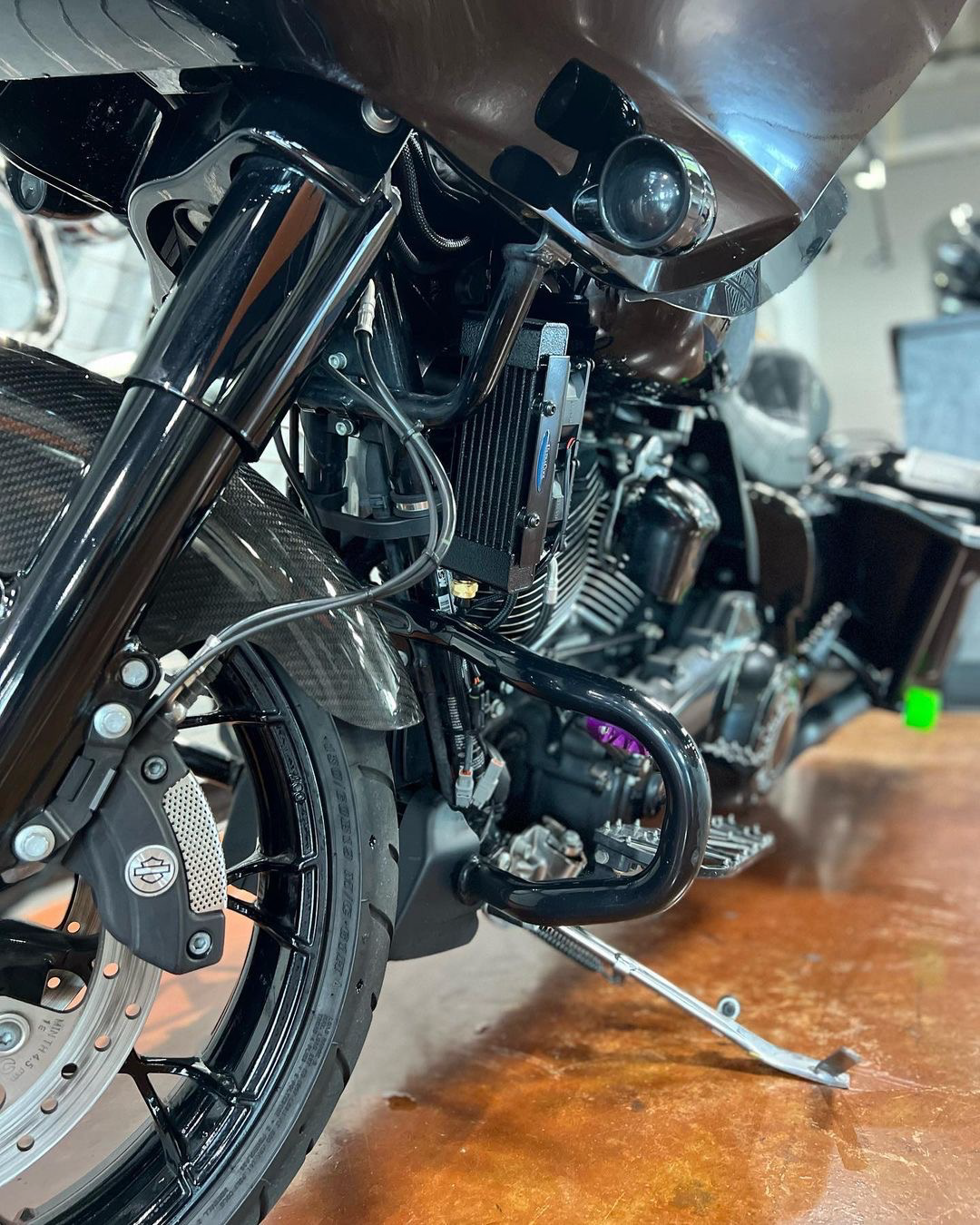Oil Cooler M8 Touring `17 23 (Chopped Guard)