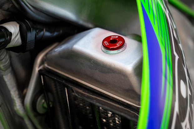 Radiator Plug Red Hon/Kaw