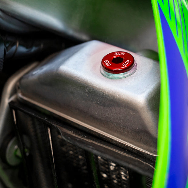 Radiator Plug Red Hon/Kaw