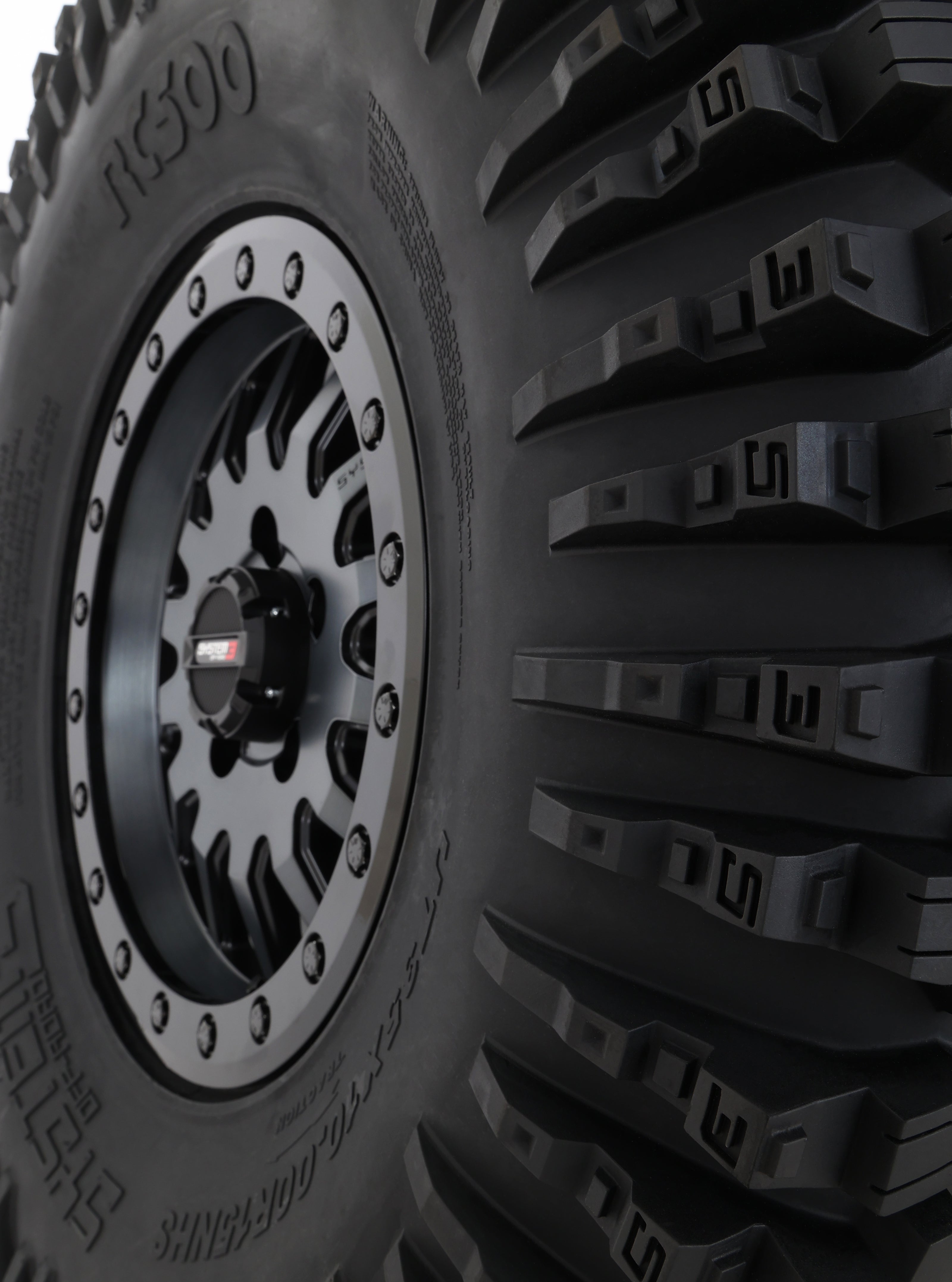 Tire Rc500 37x10r15