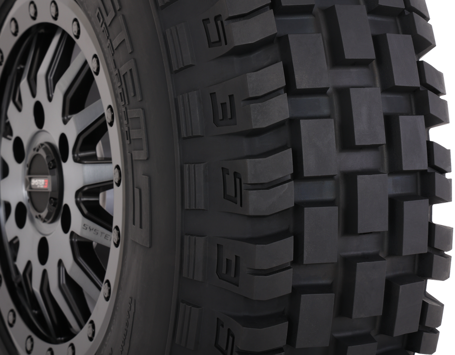 Tire Rx600 33x10r 15